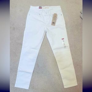 BNWT WOMENS WHITE LEVIS SKINNY JEANS